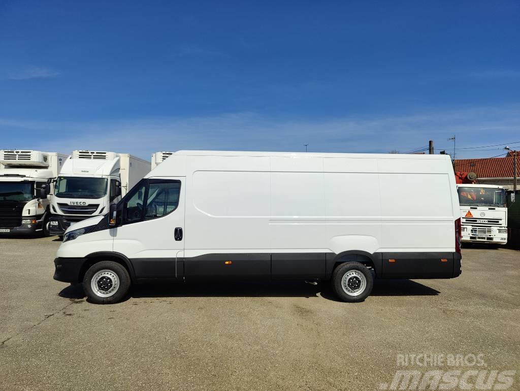 Iveco DAILY 35S16 Lieferwagen