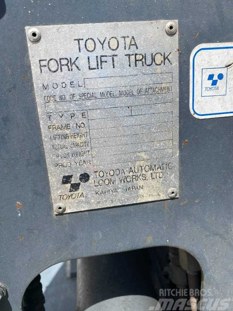 Toyota 42-6FG15 Gas Stapler