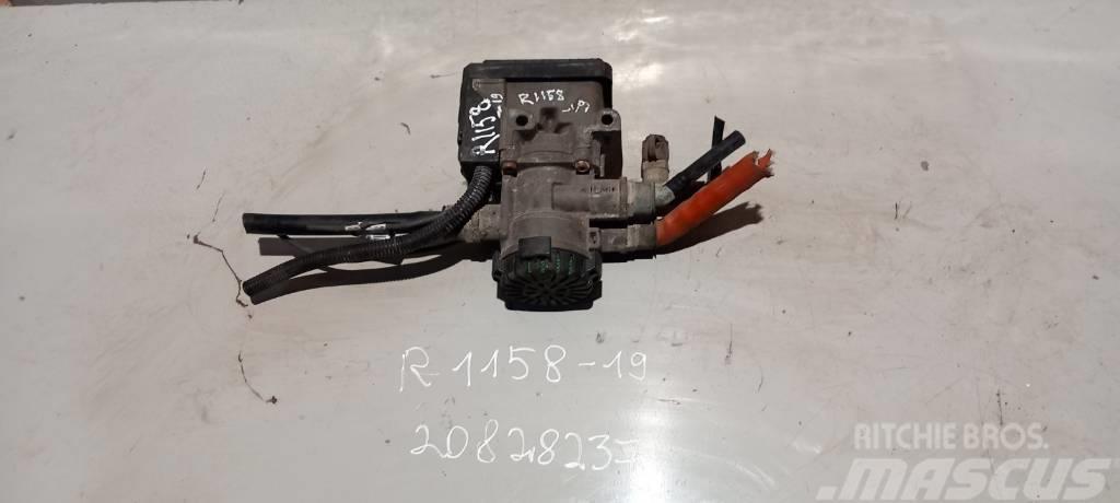 Renault Midlum 180 EBS brake valve 20828237 Bremsen