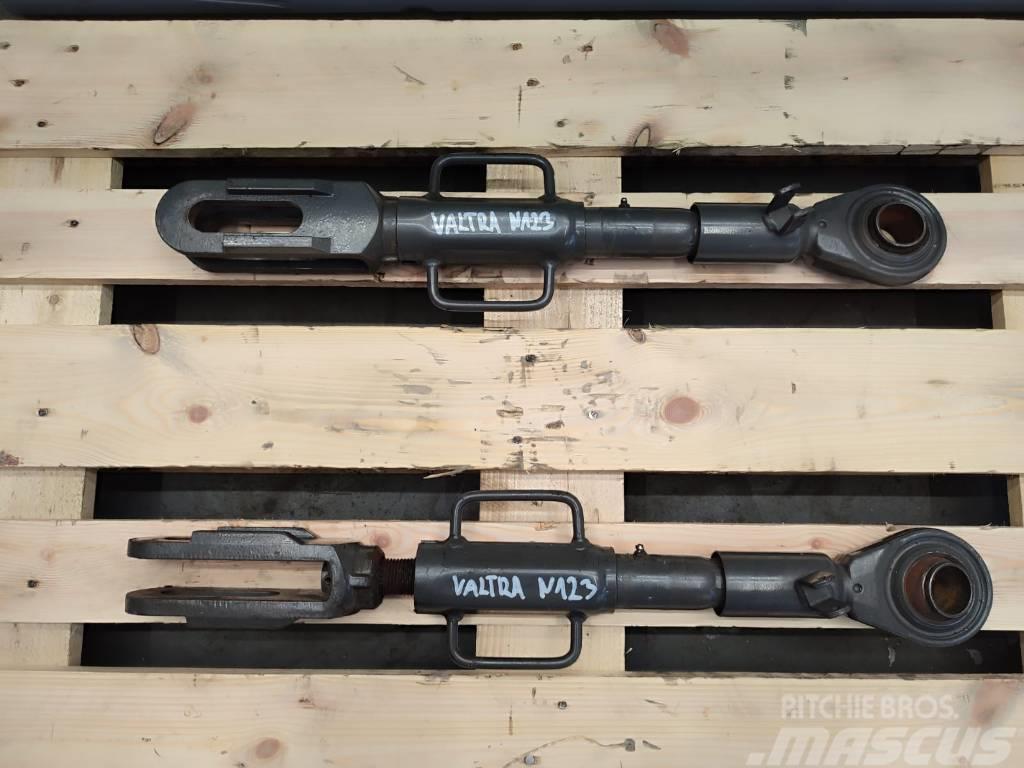Valtra N123 rear linkage hanger Chassis