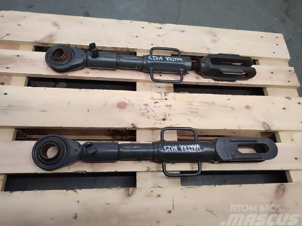 Valtra N123 rear linkage hanger Chassis