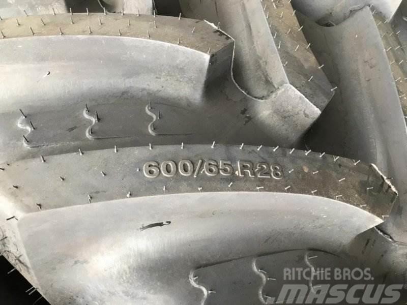 BKT 600/65R28 Reifen