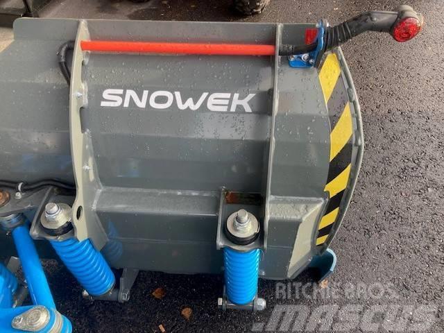 Snowek U360 U-Aura Schneeschilde und -pflüge