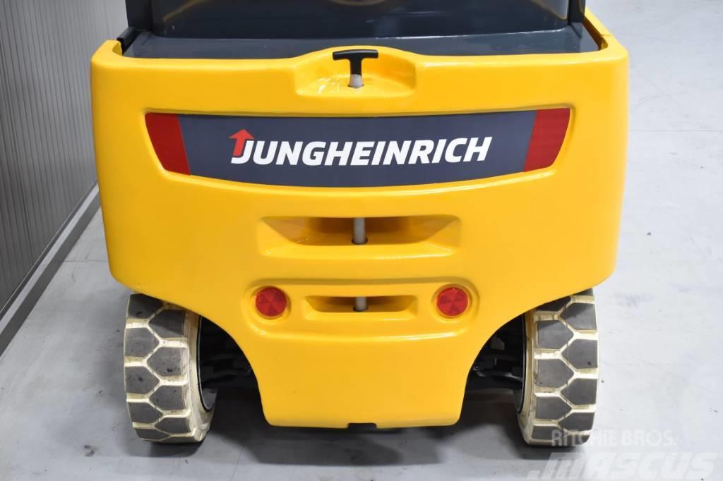 Jungheinrich EFG 320 Elektro Stapler
