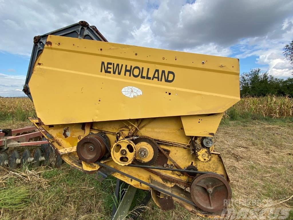 New Holland TX 68 Plus Mähdrescher