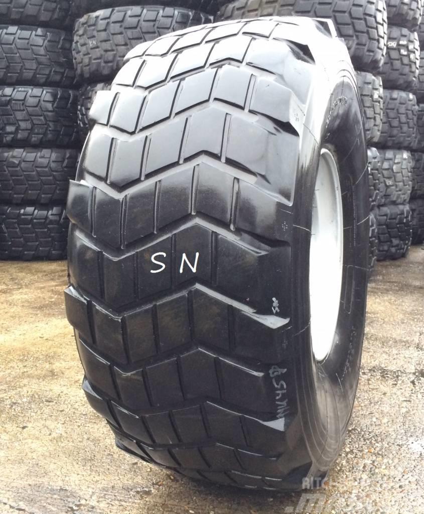 Michelin 525/65R20.5 XS - USED REGROOVED Reifen