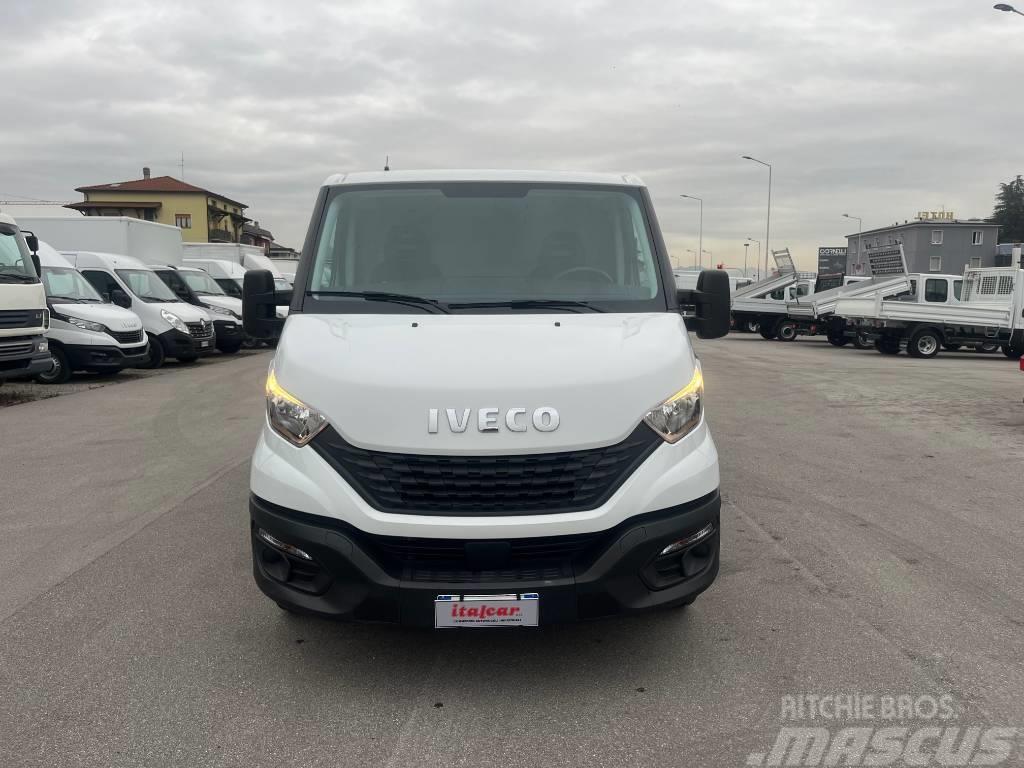 Iveco Daily 35 S 12 Lieferwagen