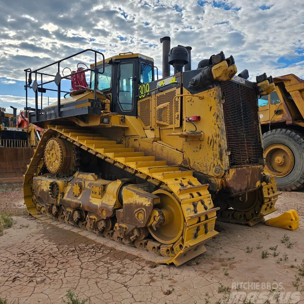 CAT D11R Bulldozer