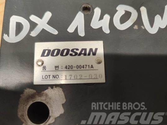 Doosan DX 140 W (1702-030) hydraulic block Hydraulik