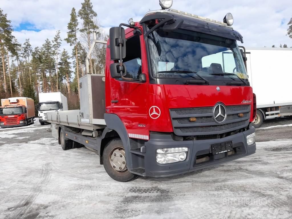 Mercedes-Benz Atego Pritschenwagen/Pritschenwagen mit Seitenklappe
