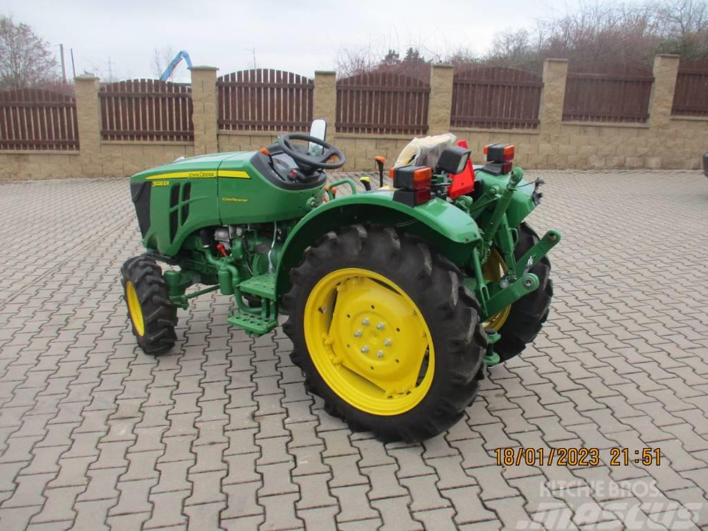 John Deere 3028 Traktoren
