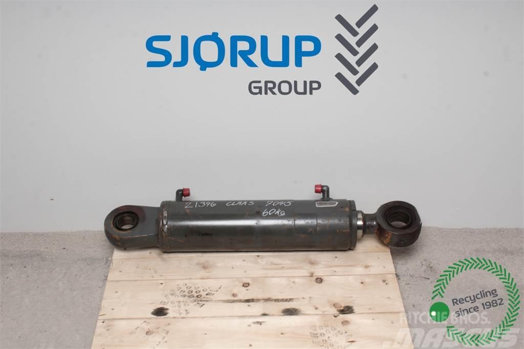CLAAS Scorpion 7045 Hydraulic Cylinder Hydraulik