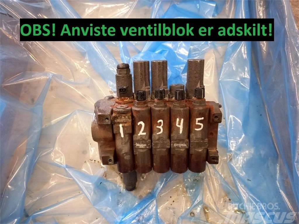 CLAAS Ares 836 Hydraulic lift valve Hydraulik