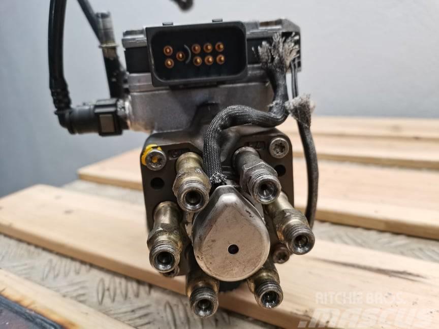 New Holland TM 175 {Bosch WDX VP30} injection pump Motoren