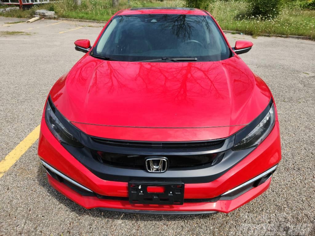 Honda Civic PKWs