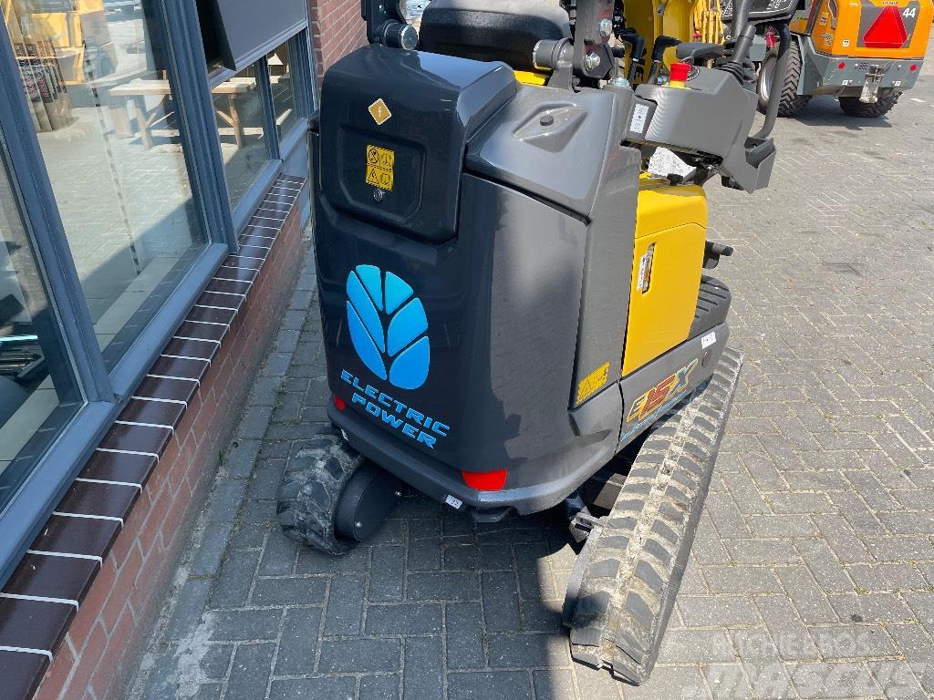 New Holland E15D minikraan ELECTRO Multifunktionslader