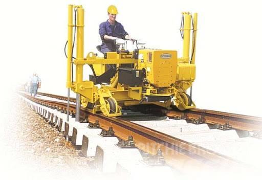 Geismar RV100 Track Lifting & Slewing Machine Schienen Wartung