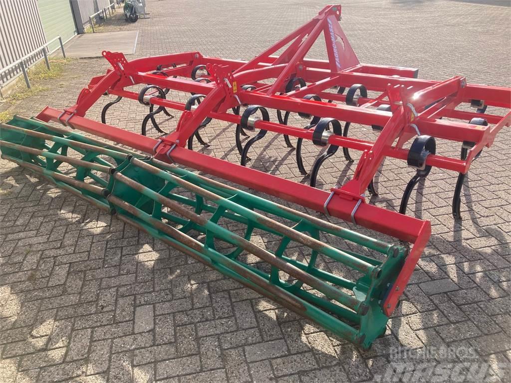 Agro Masz stoppelcultivator 4,0 mtr Grubber