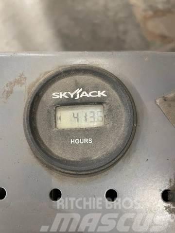 SkyJack SJ3226 Electric Scissor Lift Scheren-Arbeitsbühnen