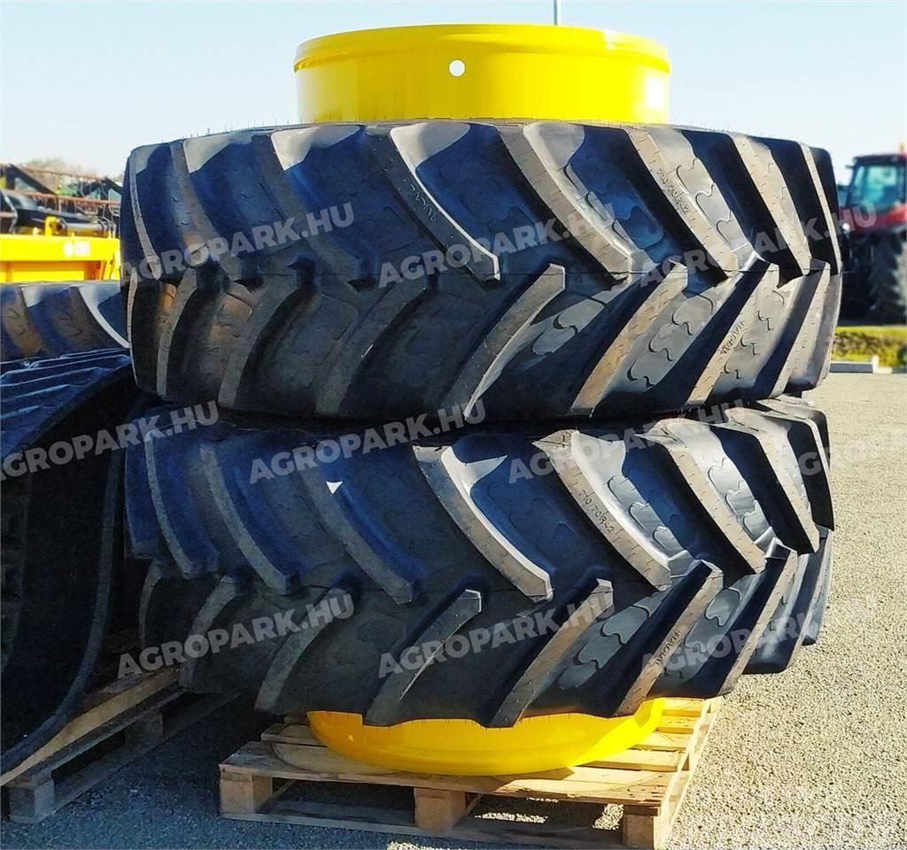  Twin wheel set with Alliance 650/85R38 tires, 1 pa Doppelräder