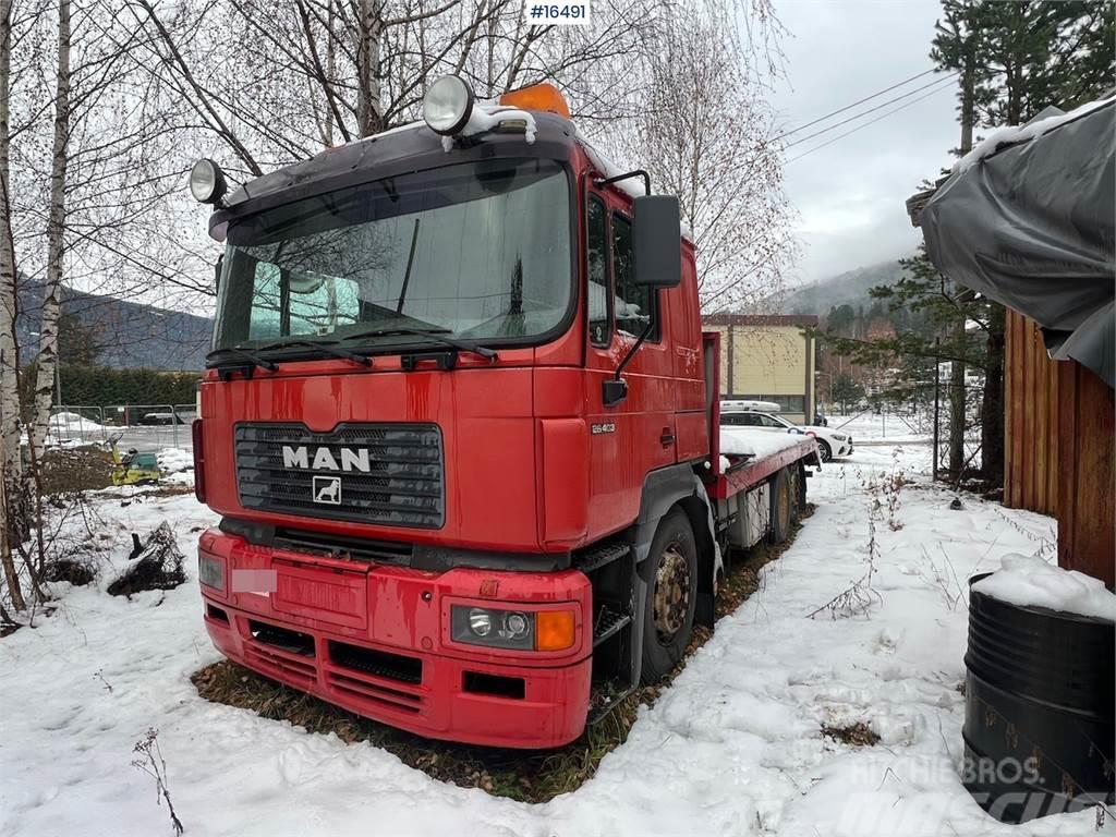MAN 24.403 truck repair object Pritschenwagen/Pritschenwagen mit Seitenklappe
