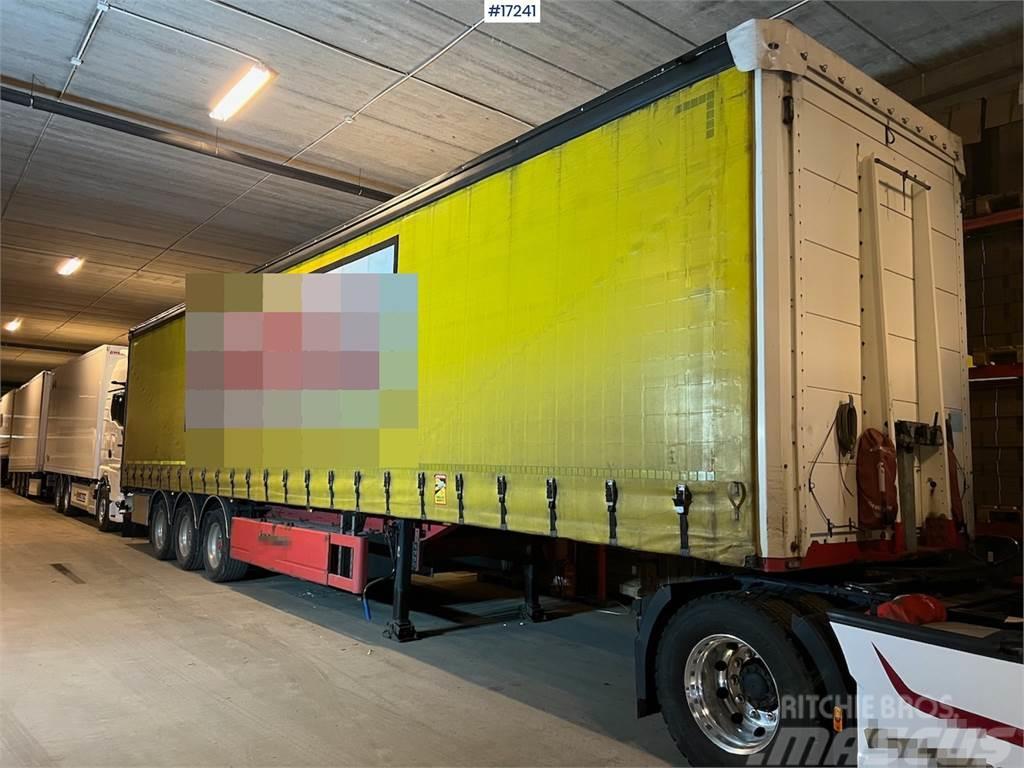  Nordic Trailer curtain semi w/ full side opening o Andere Auflieger