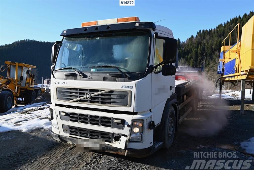 Volvo FM300 4x2 Machine freight/flatbed truck rep. objec Pritschenwagen/Pritschenwagen mit Seitenklappe
