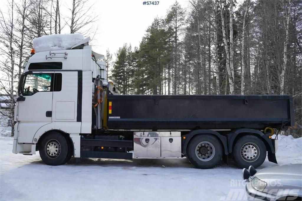 MAN TGX26.480 6x2 Hook truck with flat bed Abrollkipper