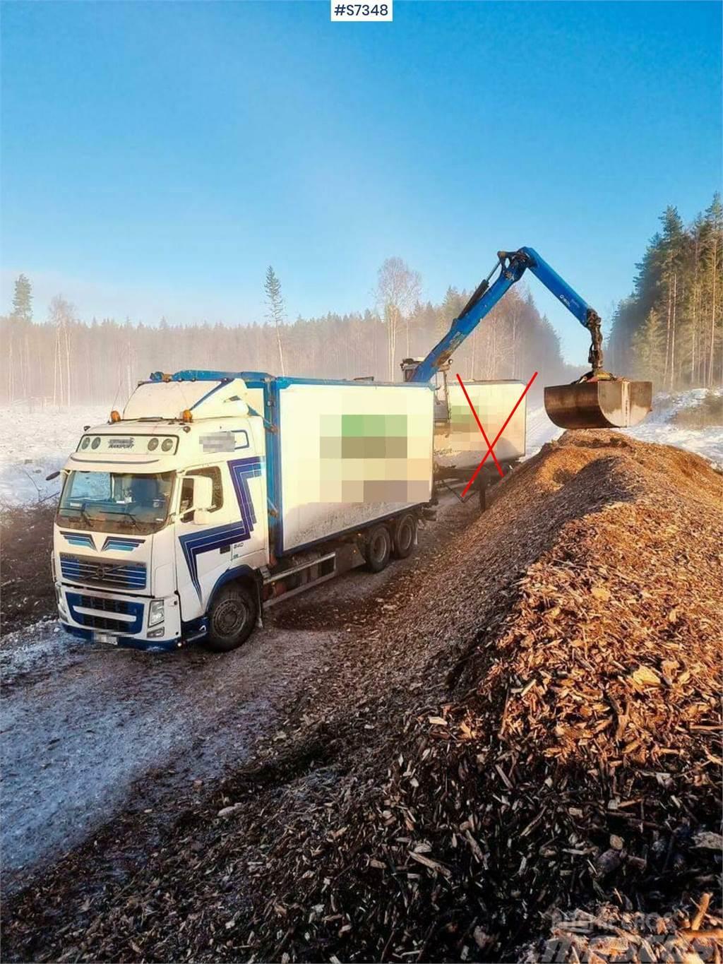 Volvo FH 6*4 Chip Truck with Palfinger crane Kastenaufbau