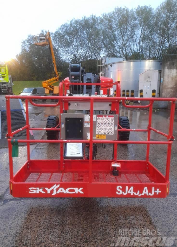 SkyJack SJ 45 AJ+ Gelenkteleskoparbeitsbühnen