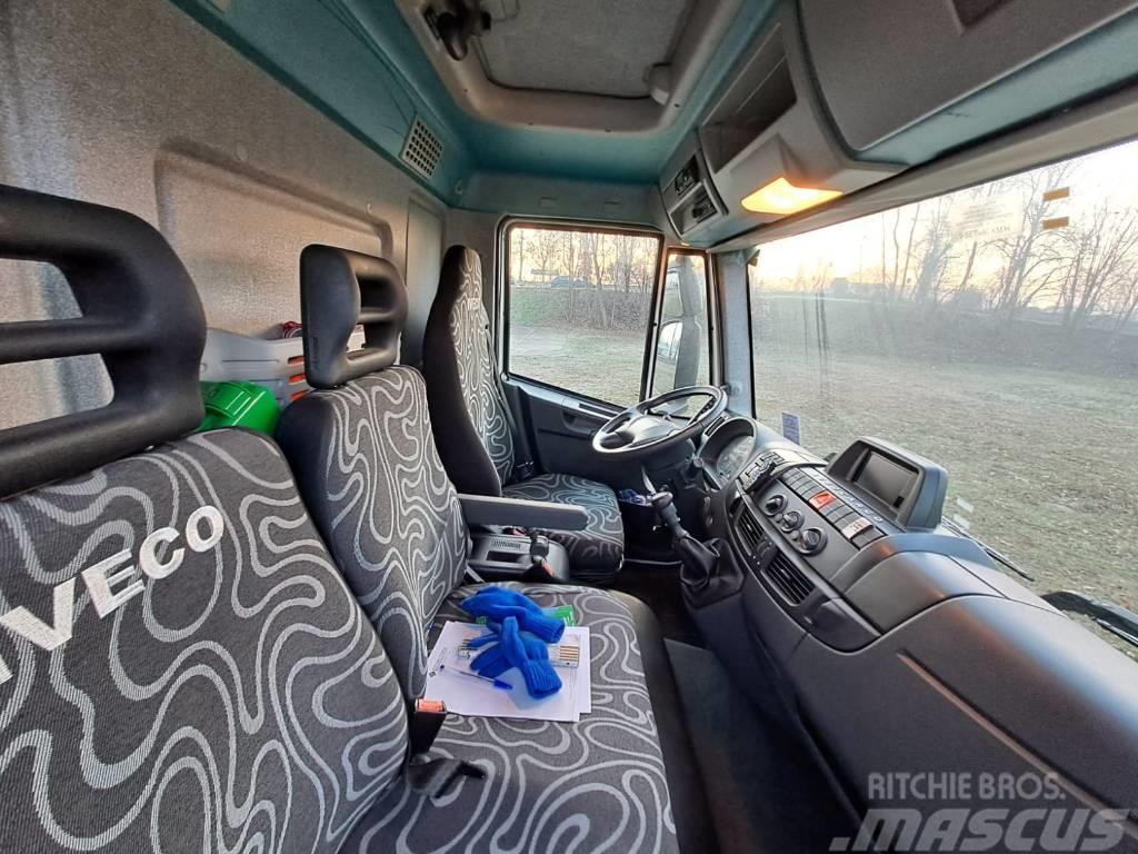 Iveco Eurocargo 180 E30 Autotransporter
