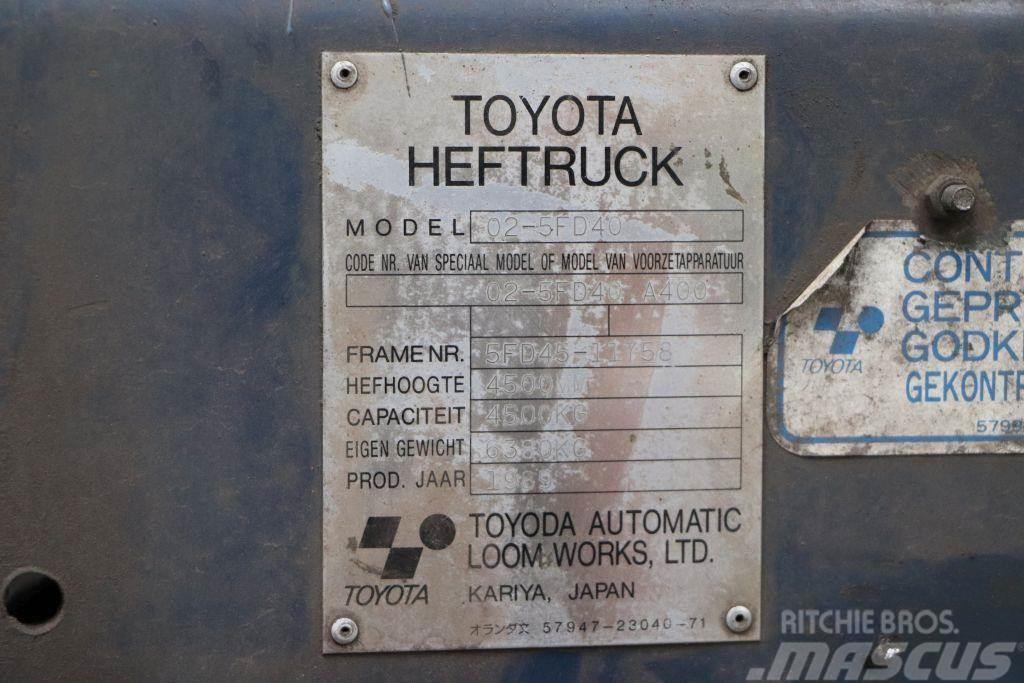 Toyota 02-5FD40 Diesel Stapler