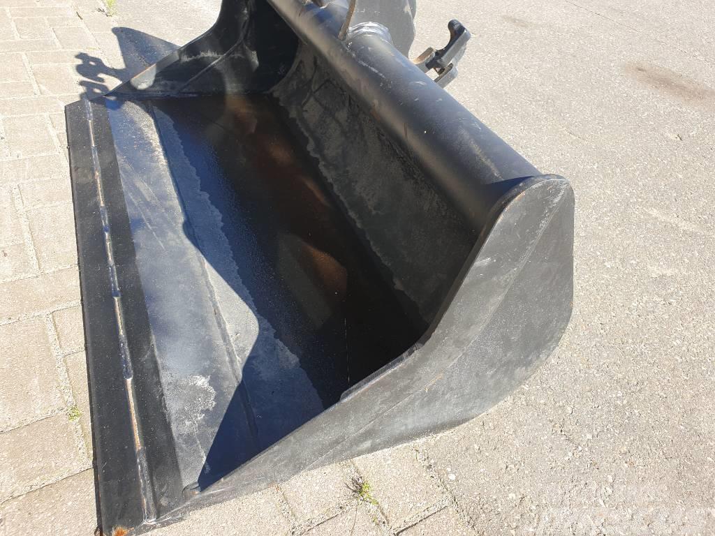 Saes Excavator ditch clean bucket 120cm, CW0.9 Schaufeln