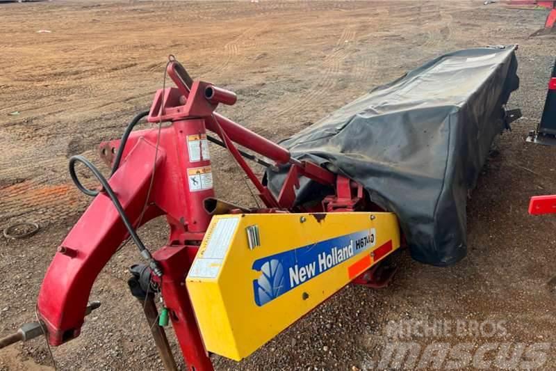 New Holland NH H6740 6Tolsnyer Andere Fahrzeuge