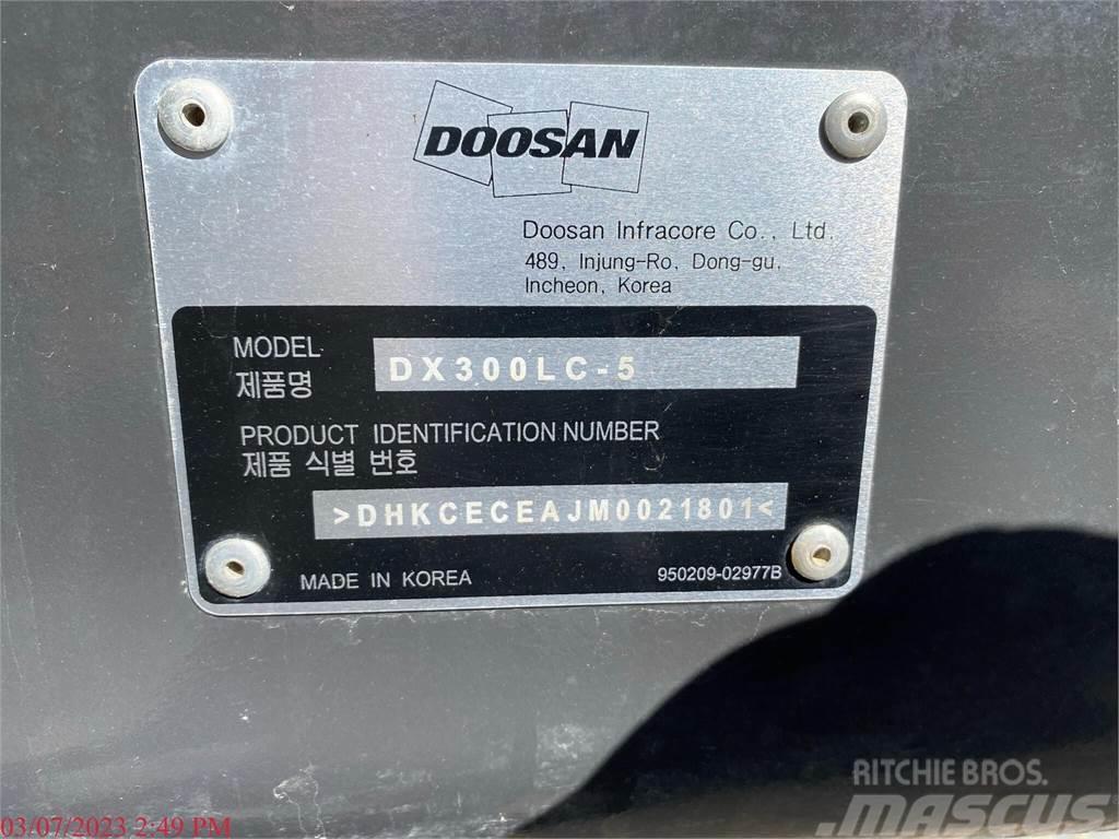 Doosan DX300 LC-5 Materialumschlag