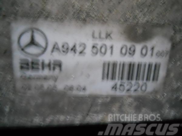 Mercedes-Benz Kühler, Ladeluftkühler Behr 9425010901 Actros Motoren