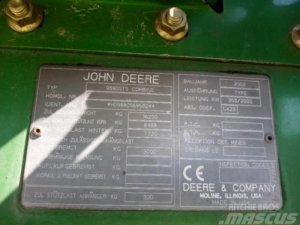 John Deere 9880 STS Mähdrescher
