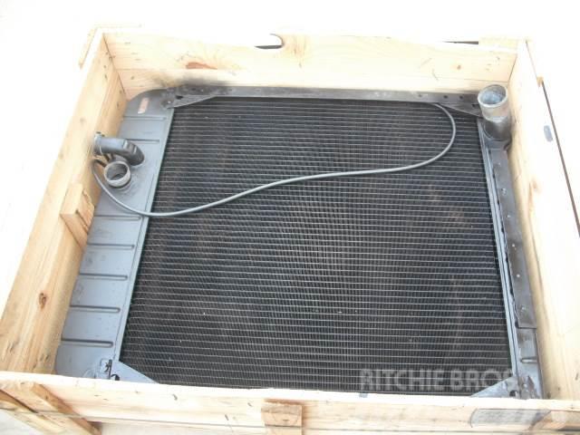 CAT radiator 140 G Grader