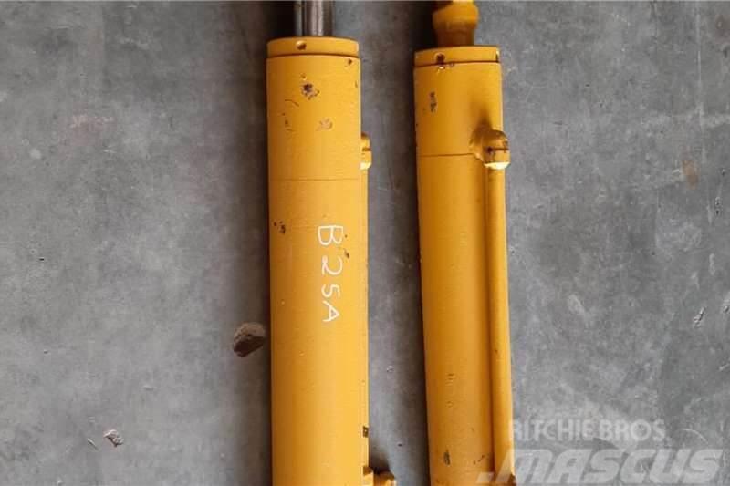 Bell B25A Hydraulic Steering Cylinder Andere Fahrzeuge