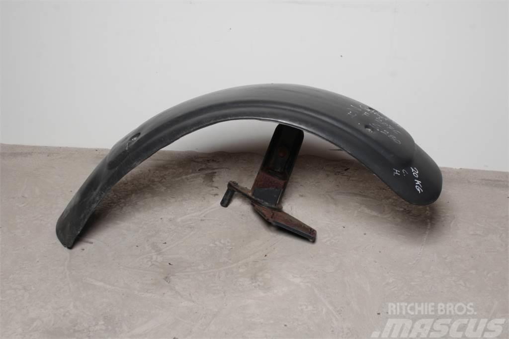 Valtra S280 Front Fender Chassis