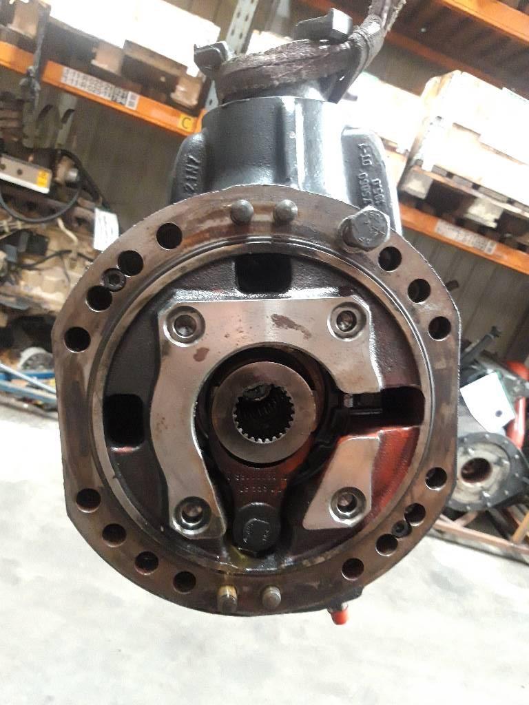 Timberjack 1270B Front differential LOK43 Getriebe