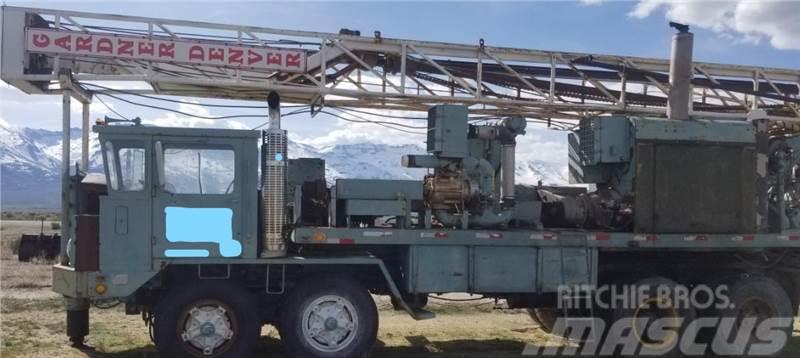 Gardner-Denver Denver 1500 drill rig Oberflächenbohrgeräte