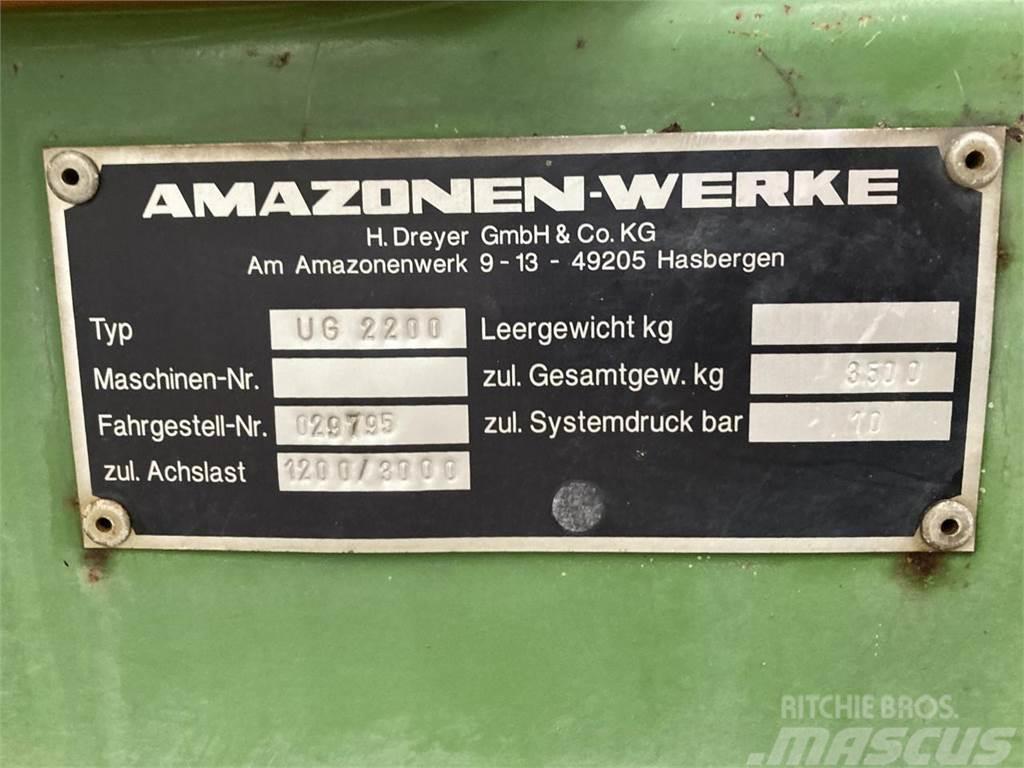 Amazone UG 2200 Anhängespritzen