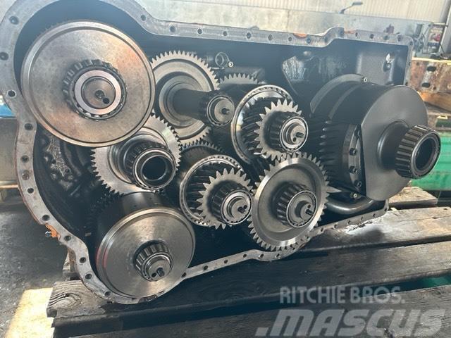 ZF SERIA 190 TRANSMISSION PARTS COMPLET Getriebe