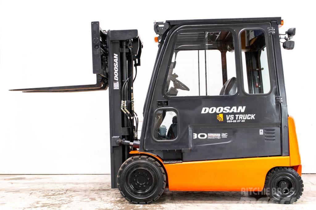Doosan B30X, 3-tons motviktstruck med låga timmar Elektro Stapler