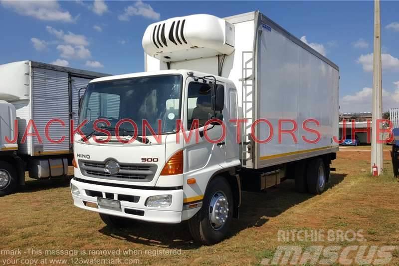 Hino 500,1626, WITH INSULATED BODY AND MT450 UNIT Andere Fahrzeuge