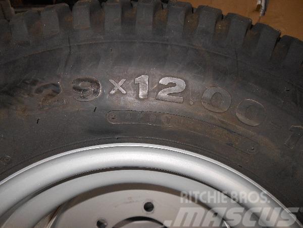 Bridgestone 29/12,00-15 Reifen