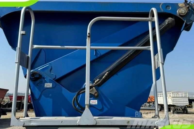 Sa Truck Bodies 2019 SA Truck Bodies 40m3 Side Tipper Andere Anhänger