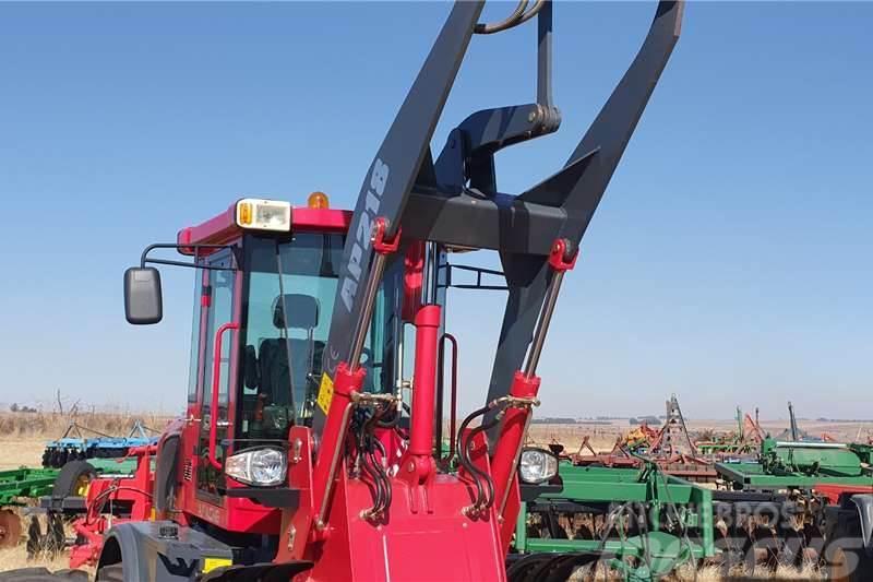  New Apache front loader and forklift 1.5 ton Traktoren