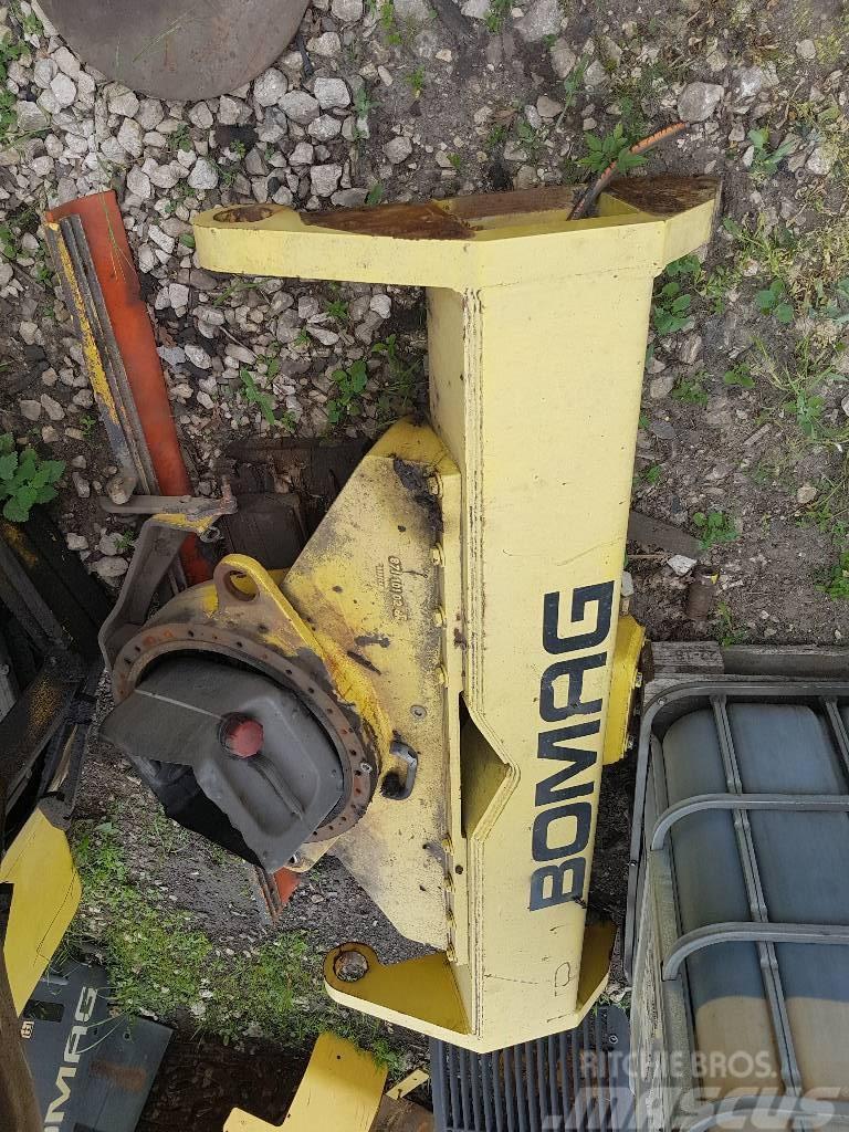 Bomag BW 184 AD Chassis
